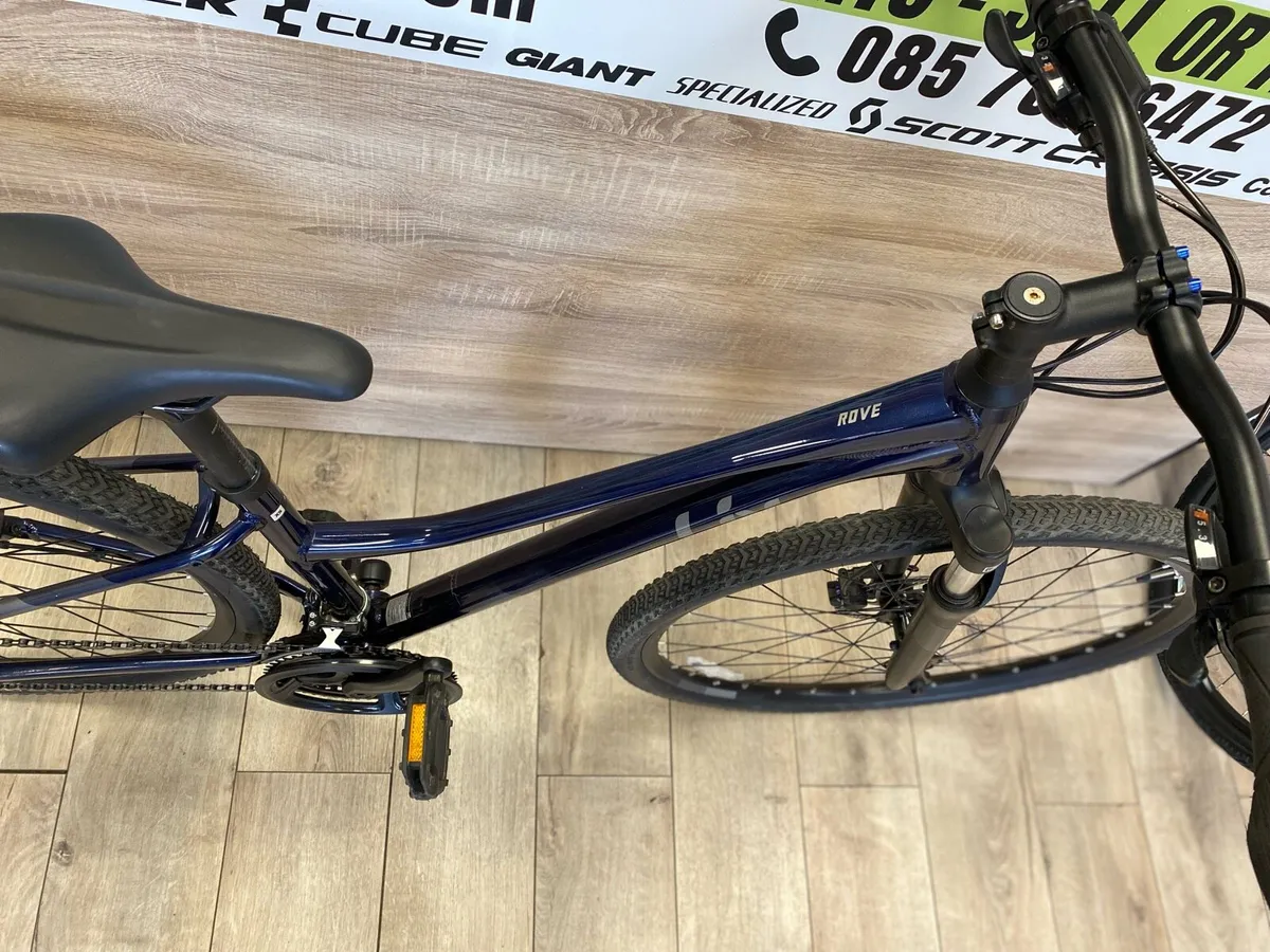Giant Liv rove 4 (like new) - Image 4