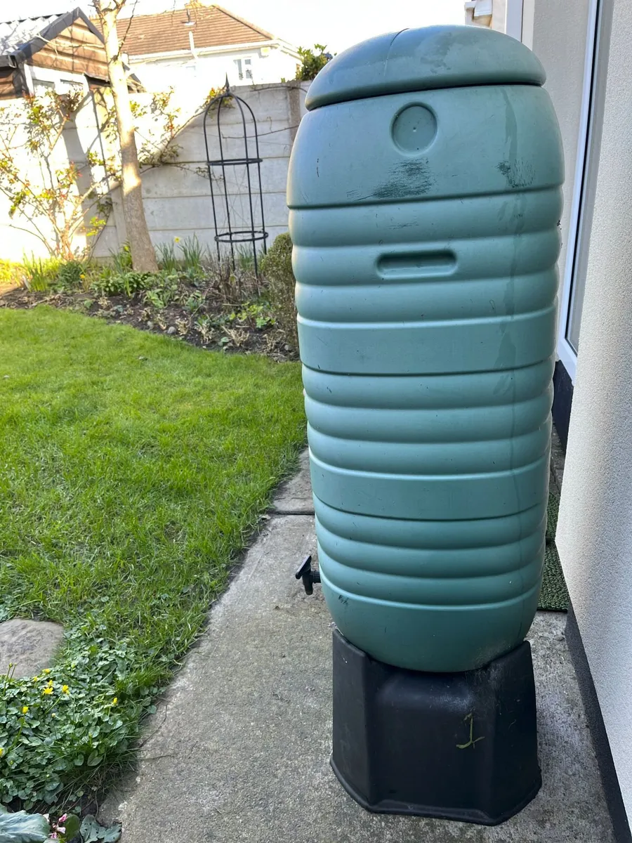 Garden Water Butt with Stand - Image 2