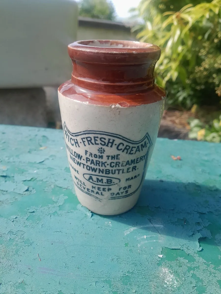 Willow Park creamery cream pot - Image 3