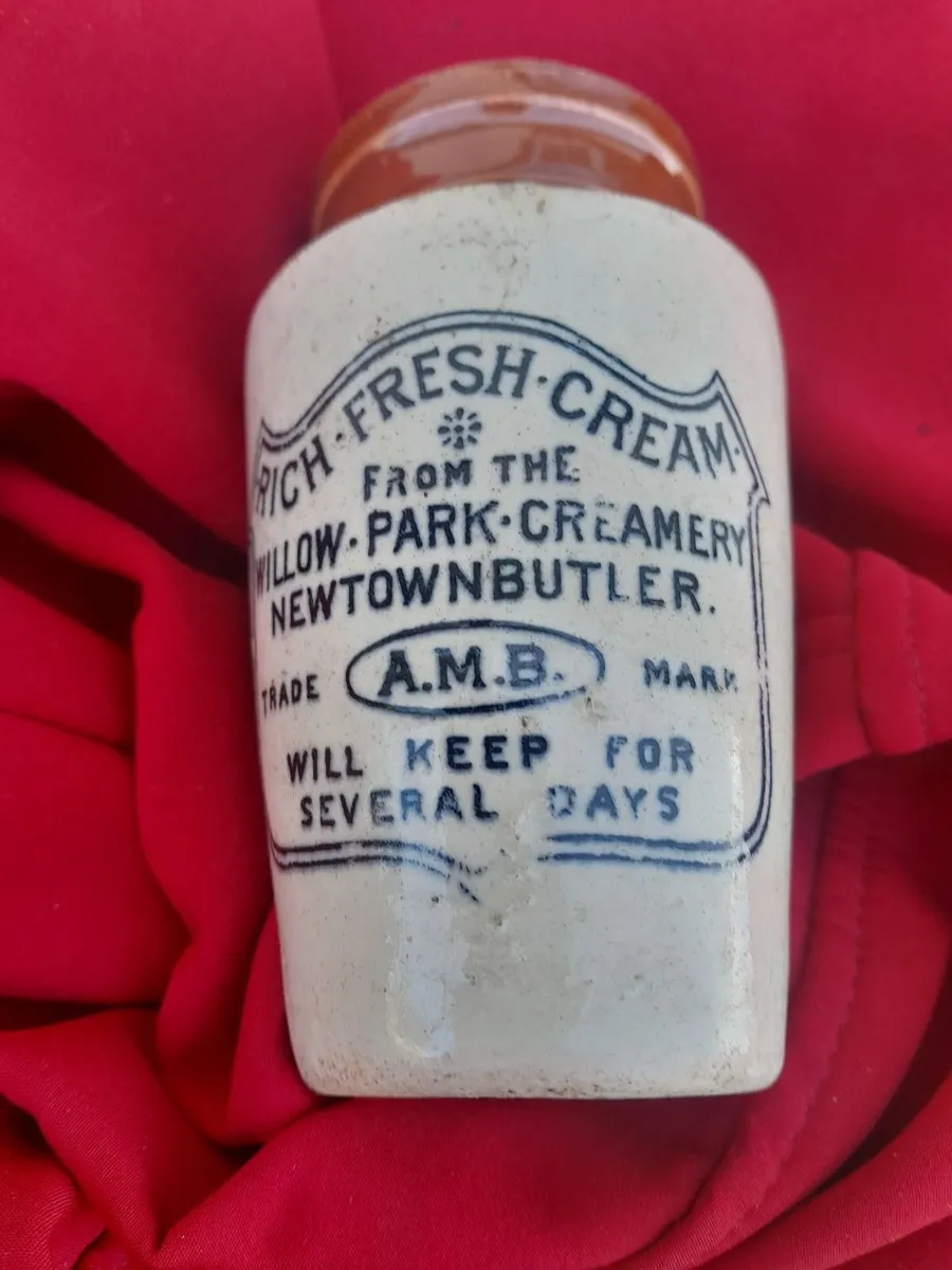 Willow Park creamery cream pot - Image 4