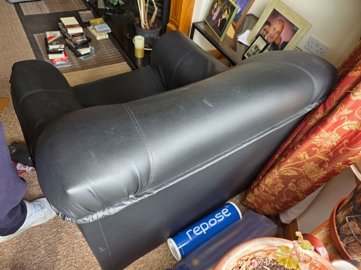 1 Sofa, 2 Arm Chairs (3-Piece Suite) - Image 4