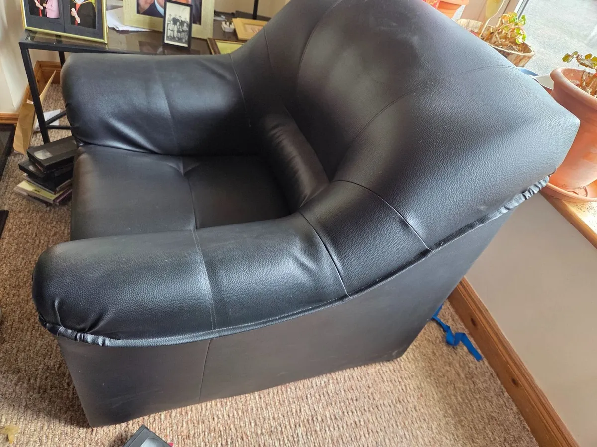 1 Sofa, 2 Arm Chairs (3-Piece Suite) - Image 2