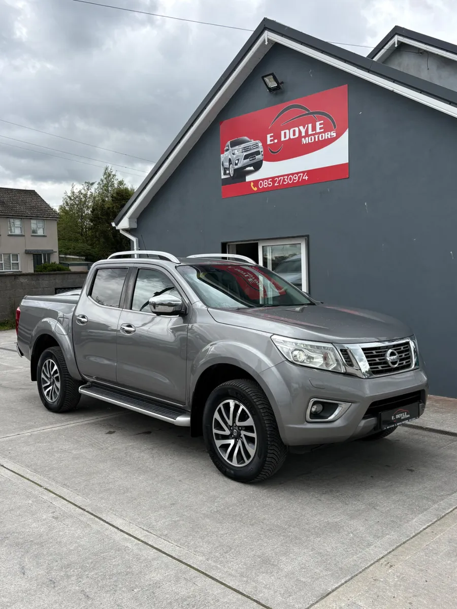 2018 Nissan Navara Tekna - Image 4