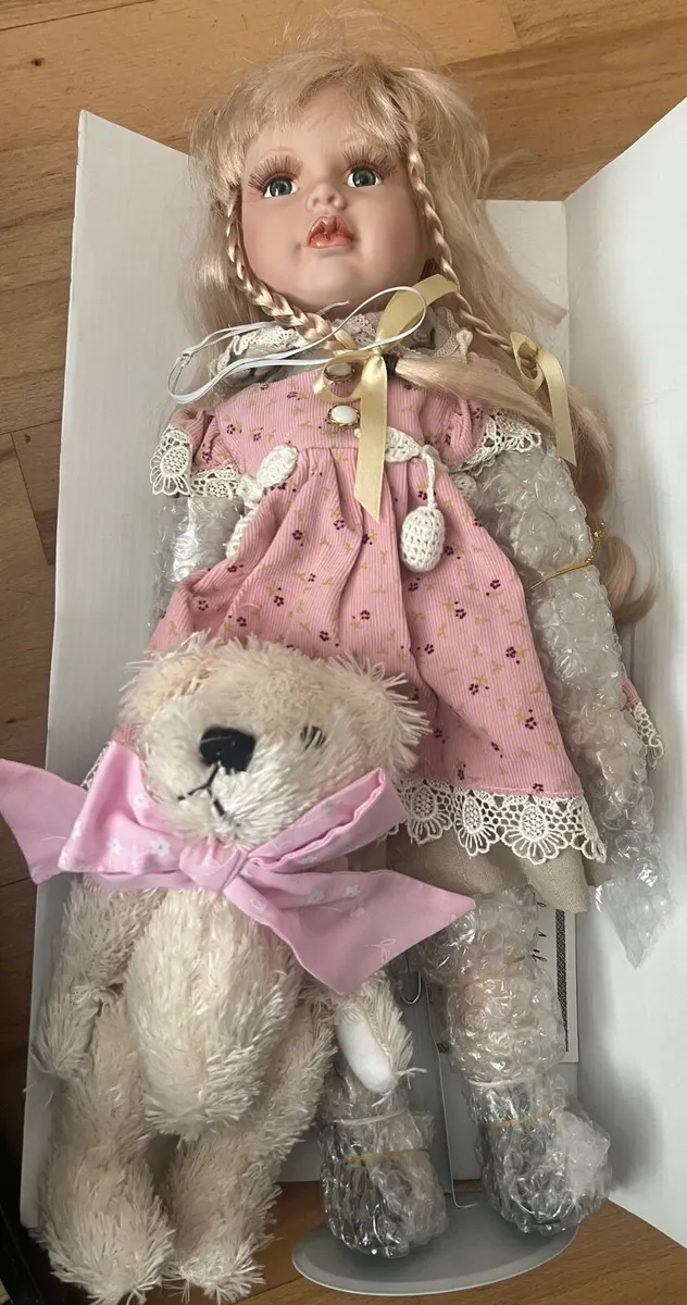 Vanity Fair Porcelain Doll Collection - Image 1