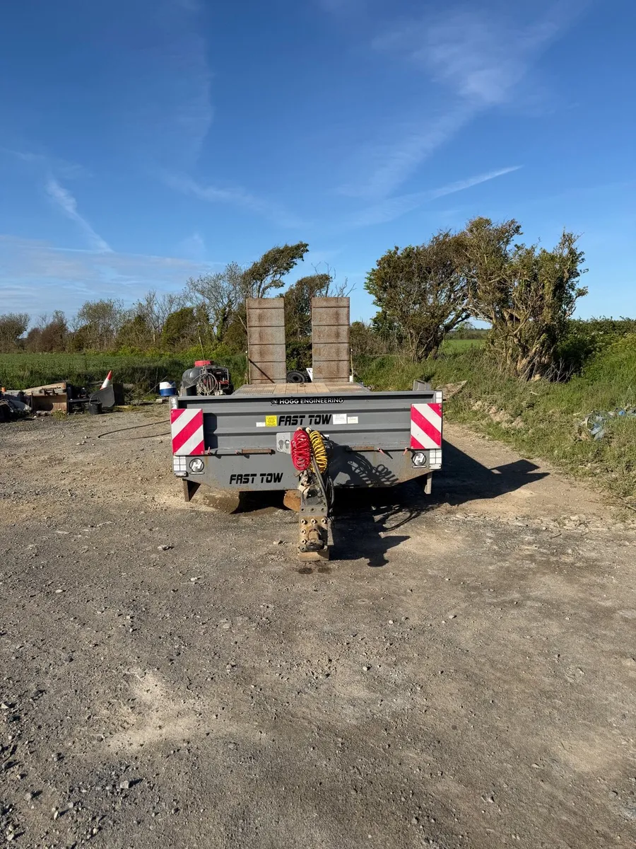 Hogg Low Loader - Image 3