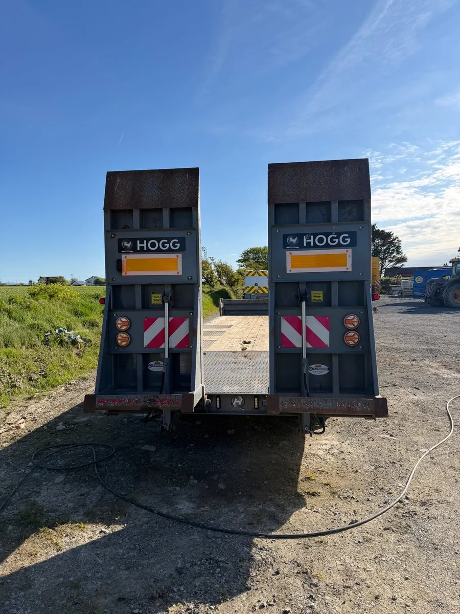 Hogg Low Loader - Image 4
