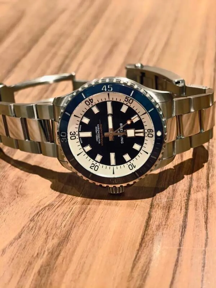 Breitling Super Ocean 42 - Image 2