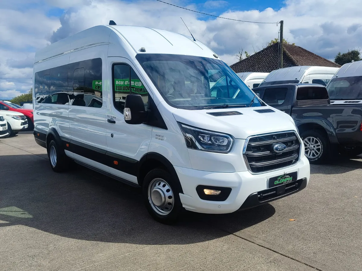 FORD TRANSIT MINIBUS 17 seater Trend - Image 4