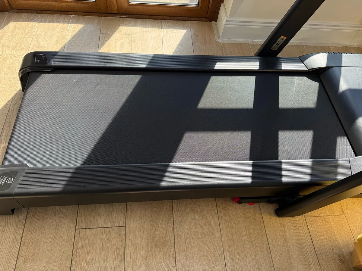 Domyos T900D Treadmill – Excellent Condition - Image 4