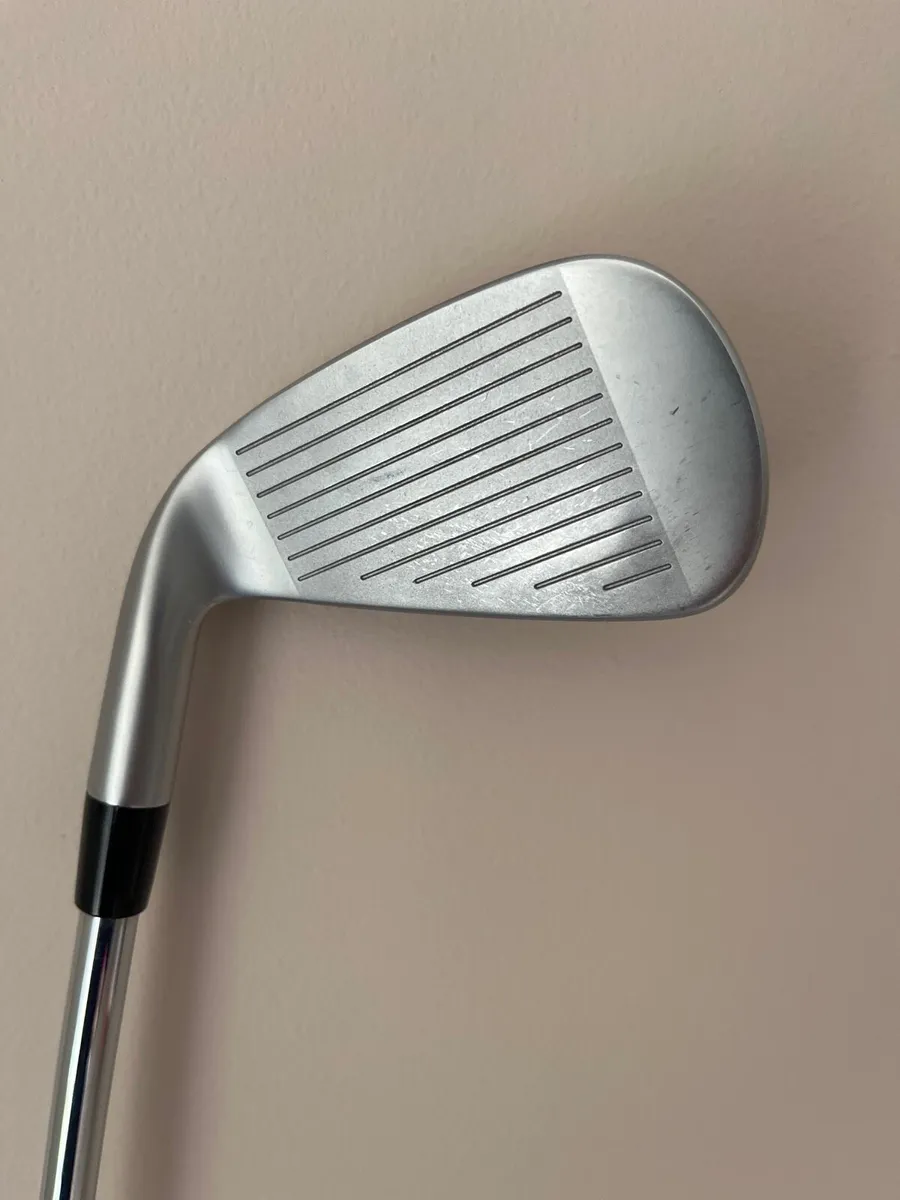 Callaway 2 iron 18 degree - Image 2