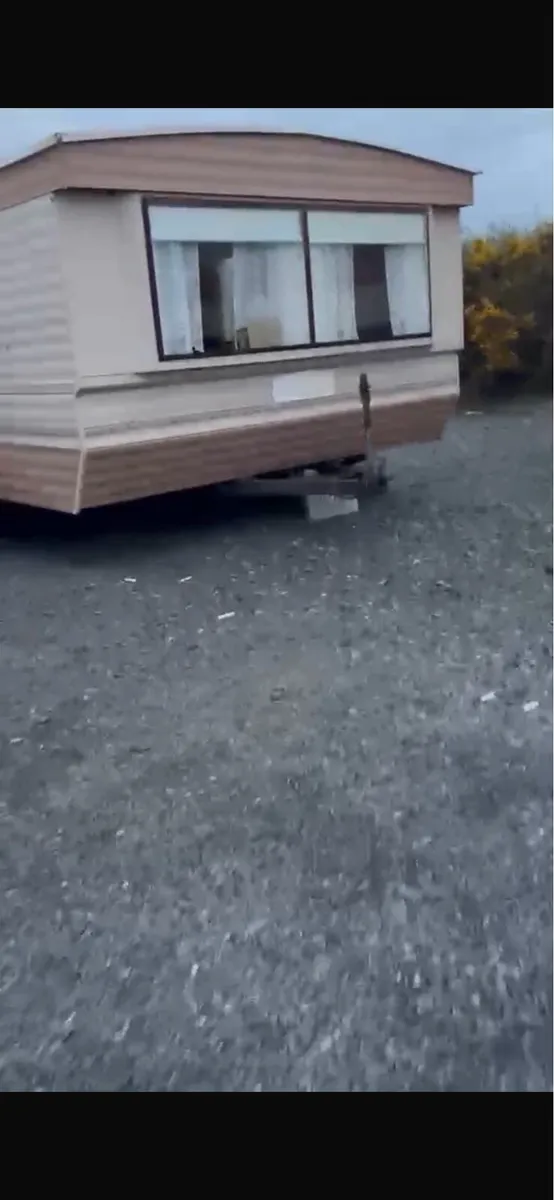 Mobile home - Image 1