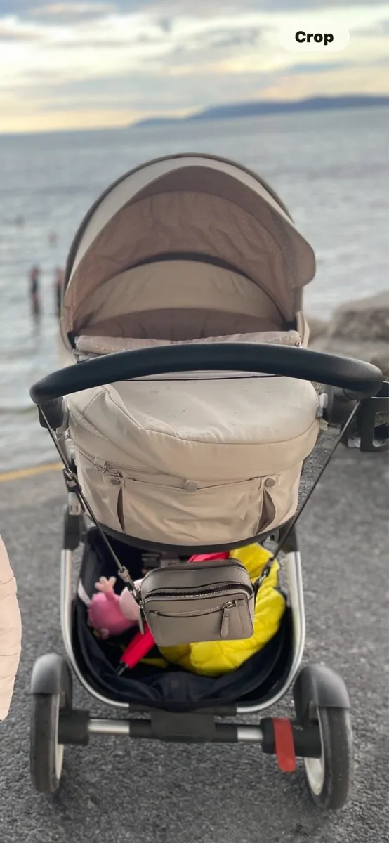 Stokke pram travel system & car seat  (beige) - Image 4
