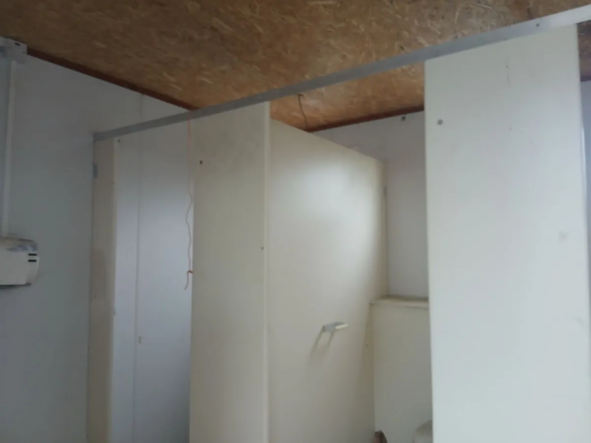 Toilet Cubicle Cabin x 2 - Image 3