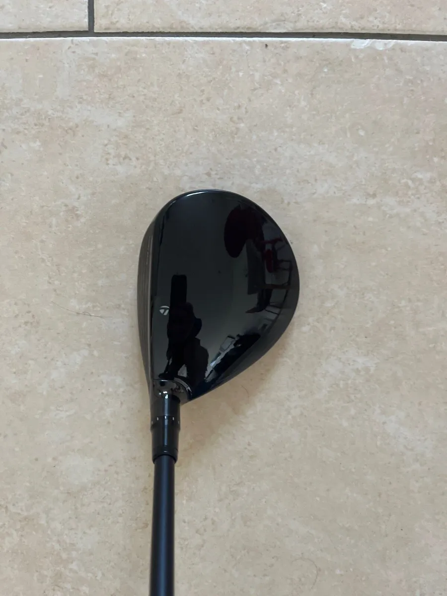 TaylorMade QI10 tour 3 wood - Image 2