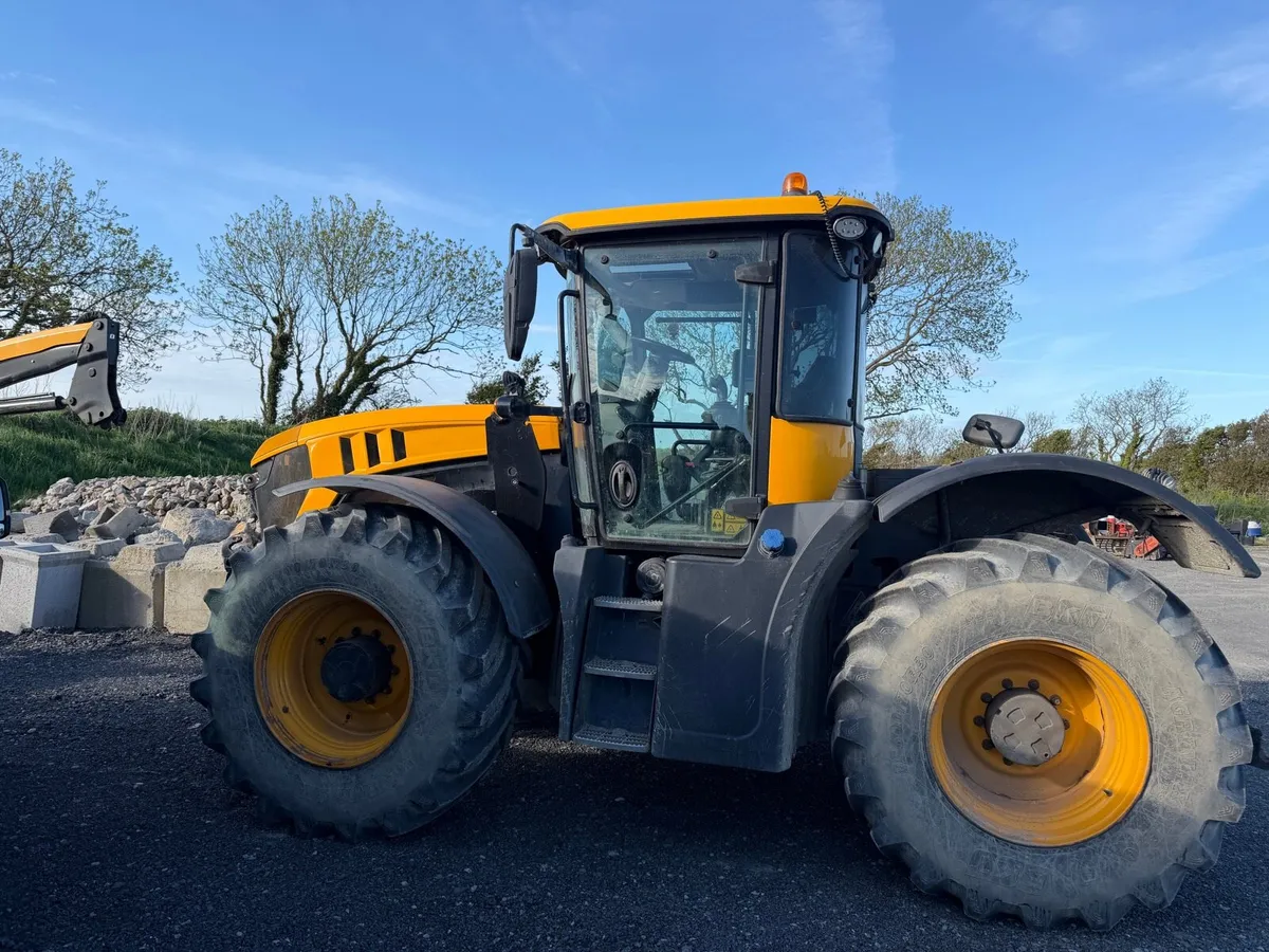 JCB Fastrac - Image 2