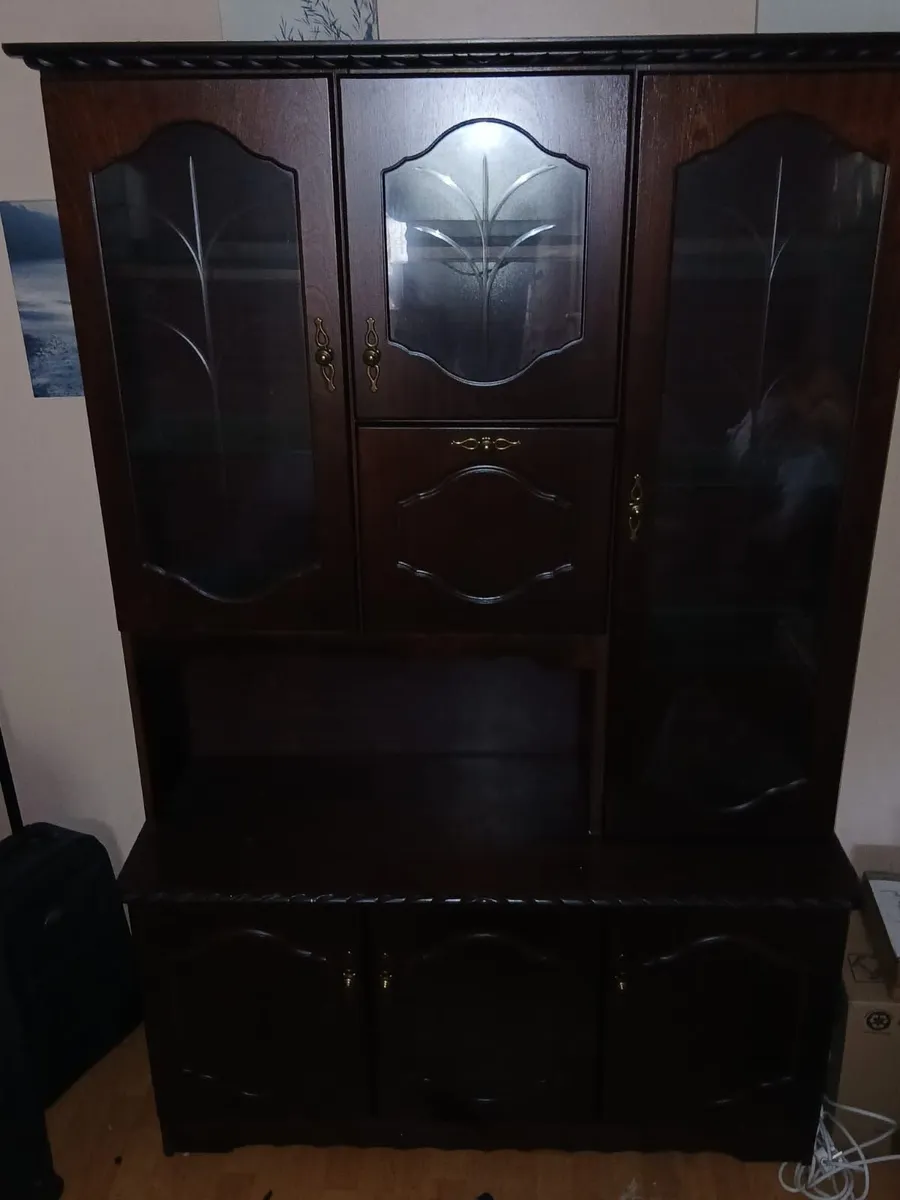 Mahogany 6 door cabinet - Image 2