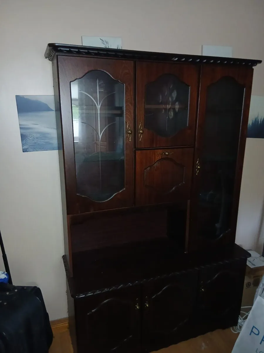 Mahogany 6 door cabinet - Image 3