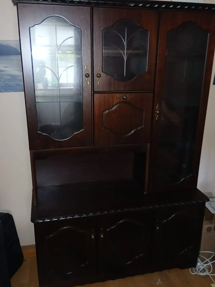 Mahogany 6 door cabinet - Image 4