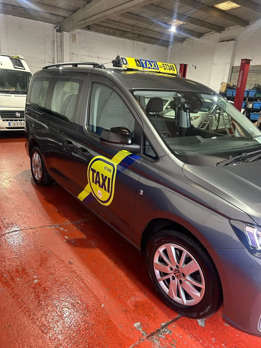 Taxis rental available - Image 1