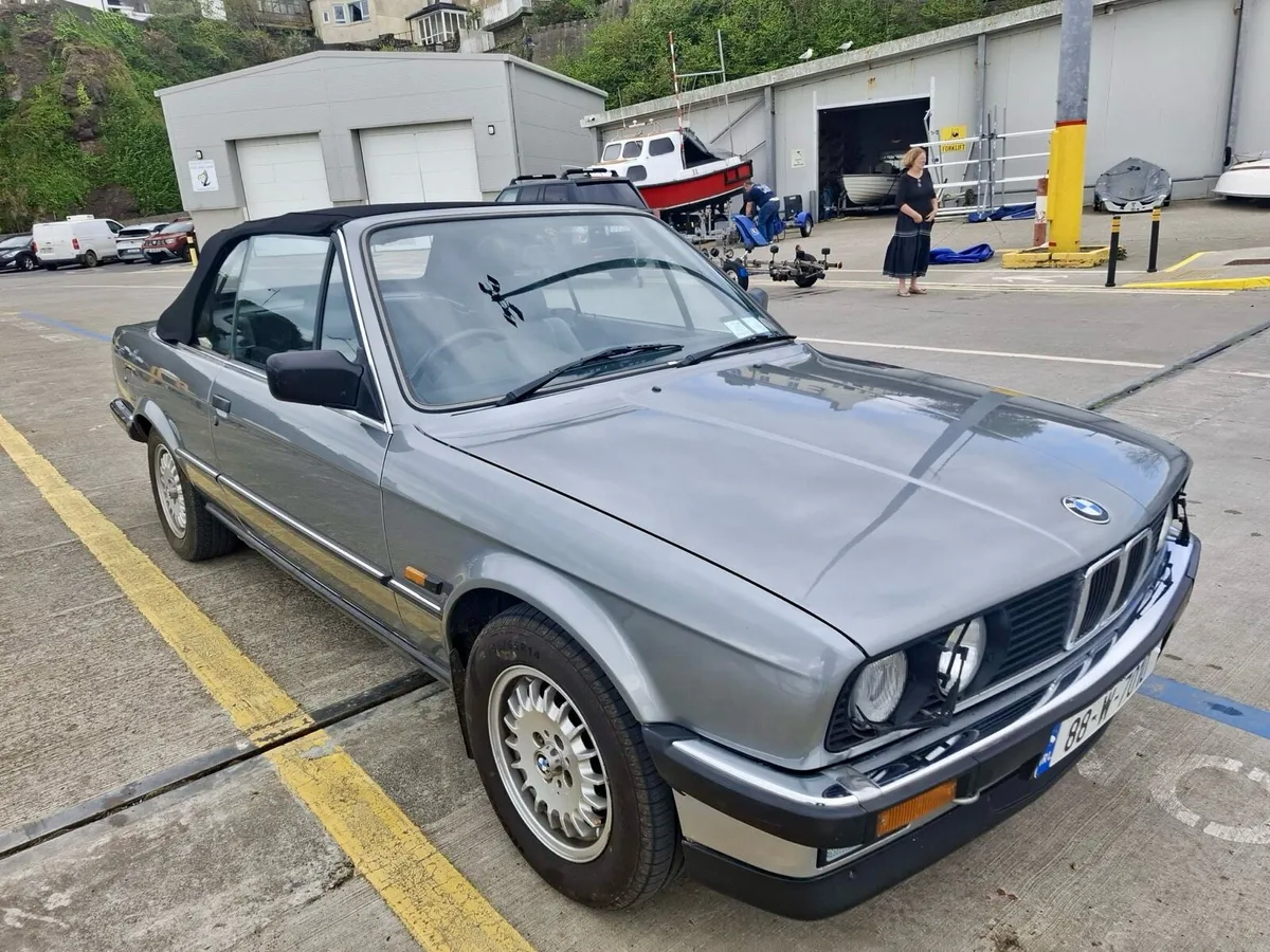 BMW 320i cabriolet - Image 2