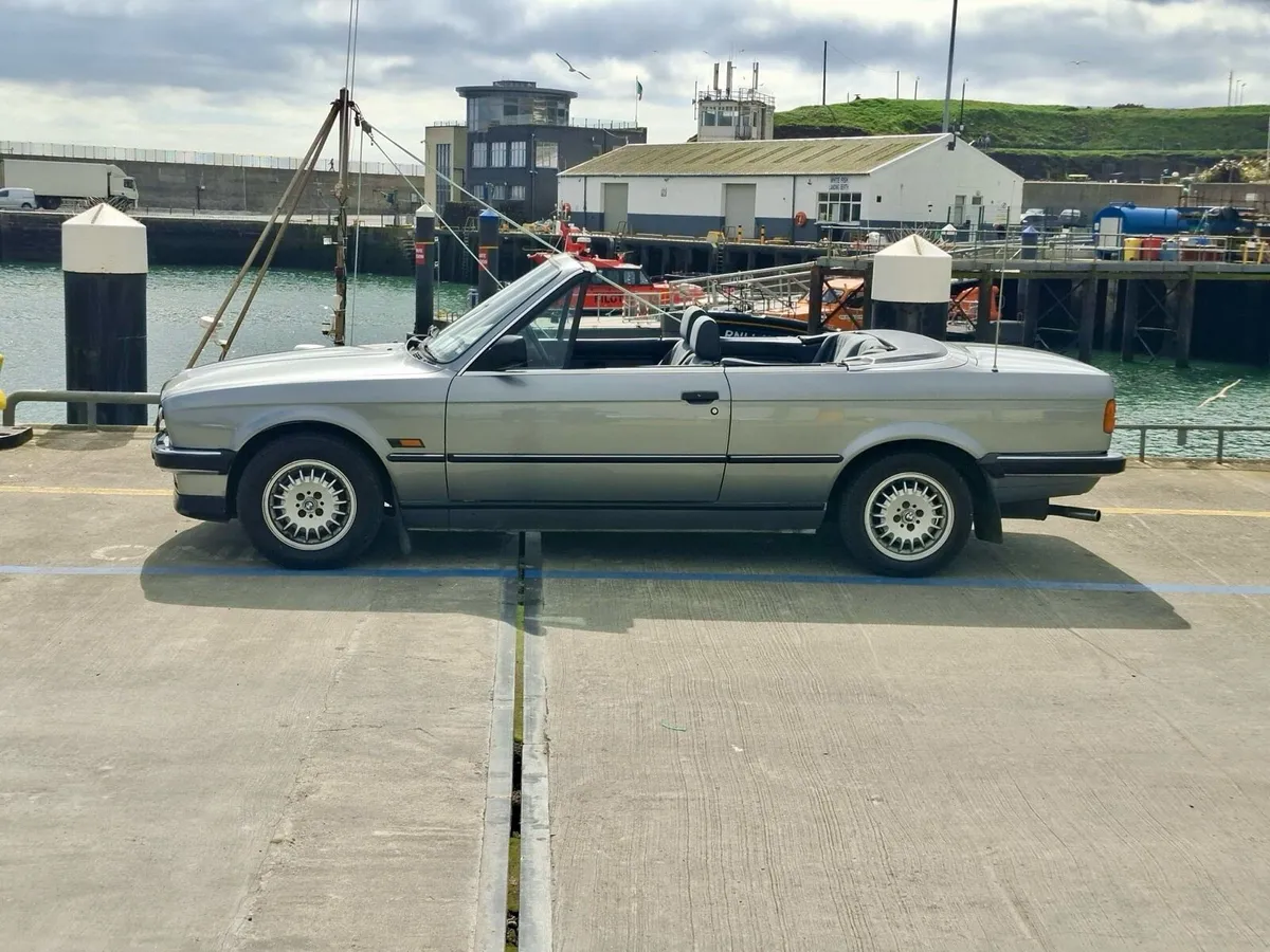 BMW 320i cabriolet - Image 3