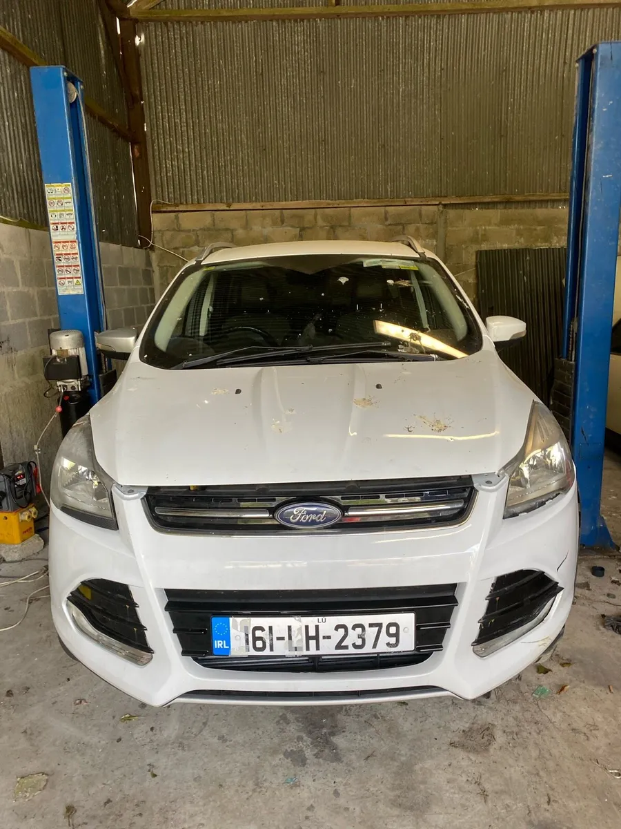 161 ford kuga crewcab 2.0 diesel 2wd breaking - Image 4
