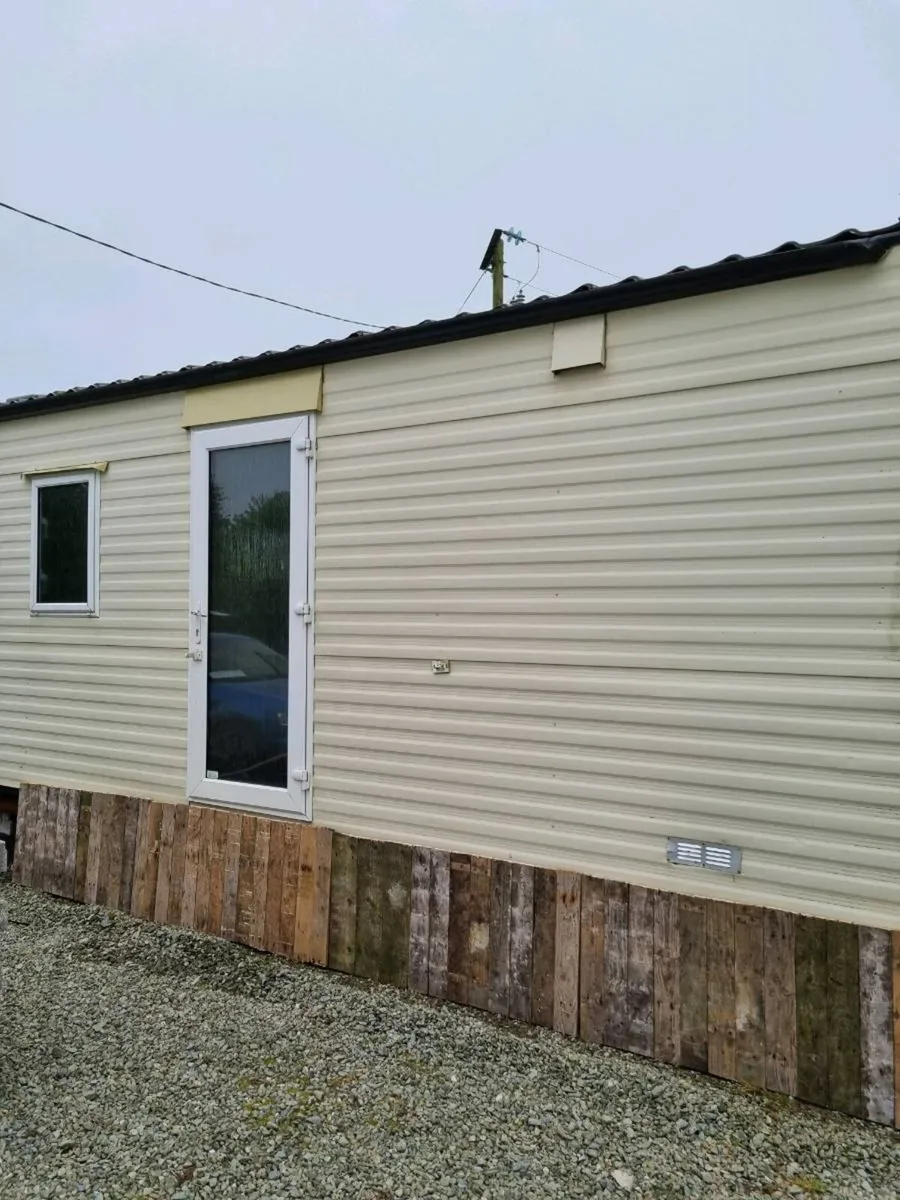 Mobile home - Image 1