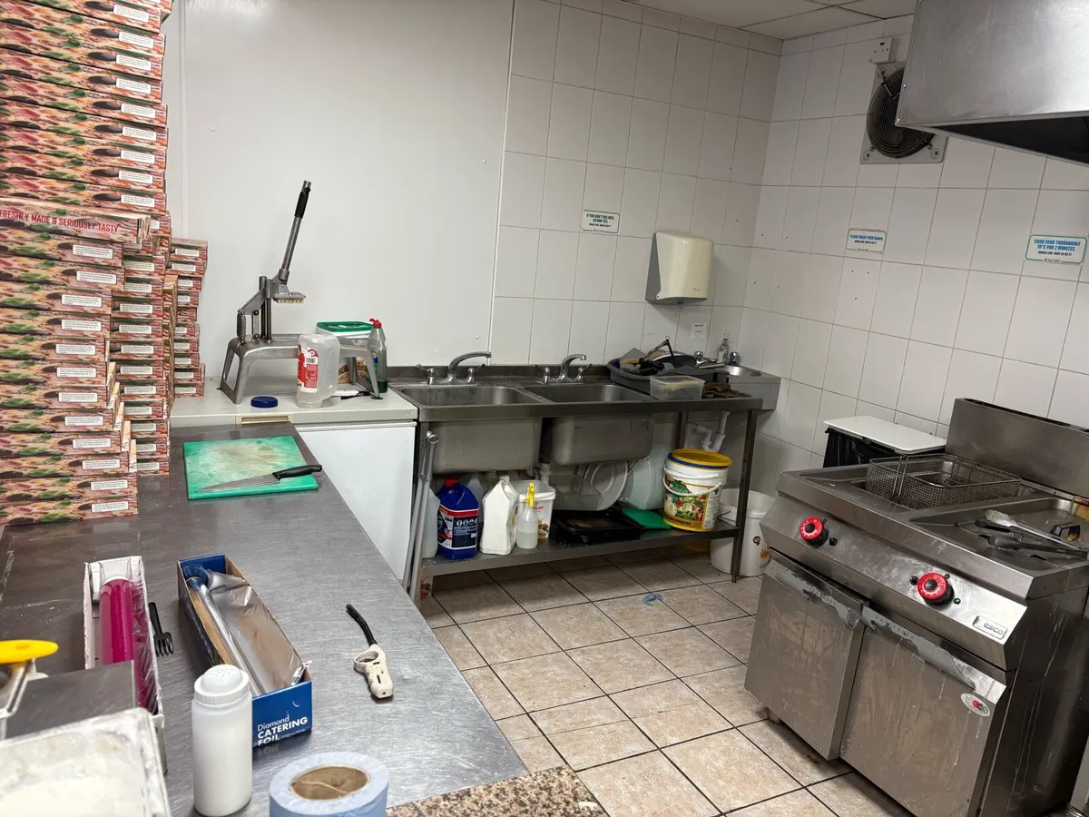 Shop, takeaway - Image 2
