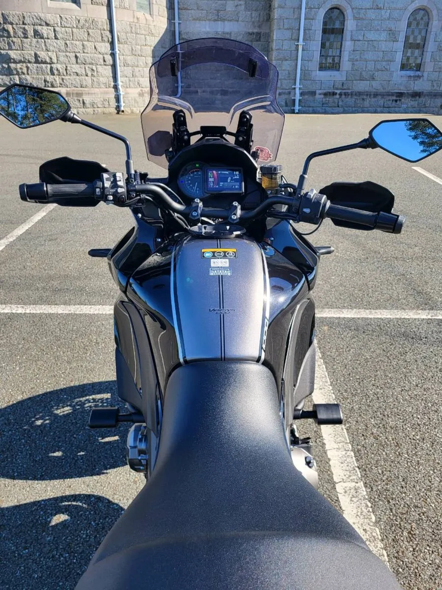 2022 Kawasaki versys 1000 S KLZ - Image 4
