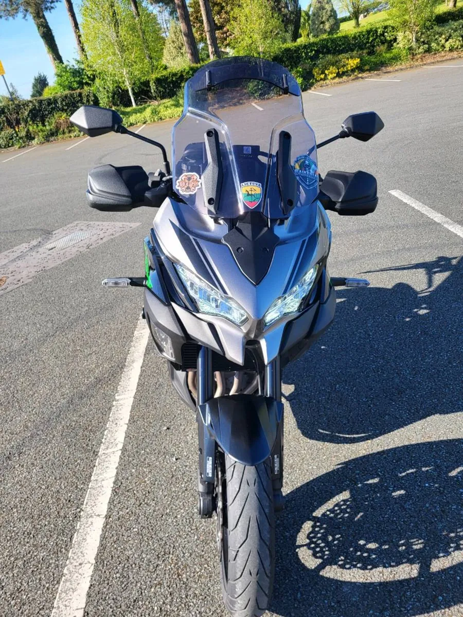 2022 Kawasaki versys 1000 S KLZ - Image 2