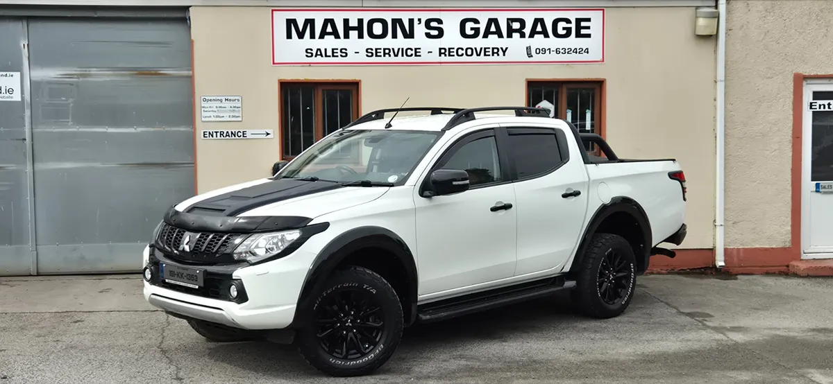 Mitsubishi L200 2019 Super Charger Black Edition - Image 1