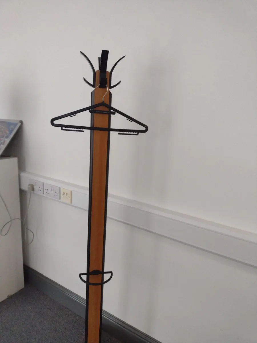 Heavy Oak & walnut hall/ Homeoffice coat stand - Image 2