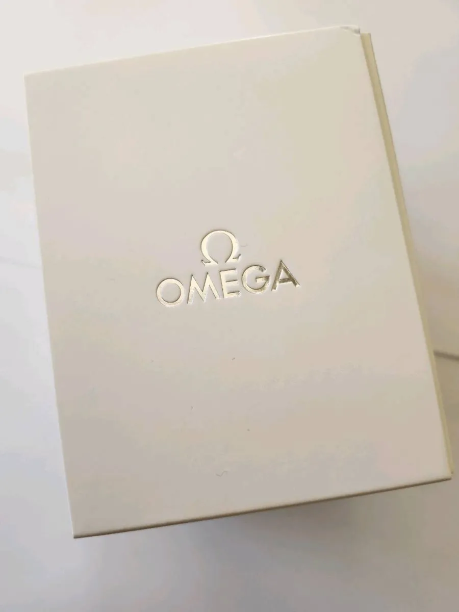 Genuine omega travel watch Box - Image 3