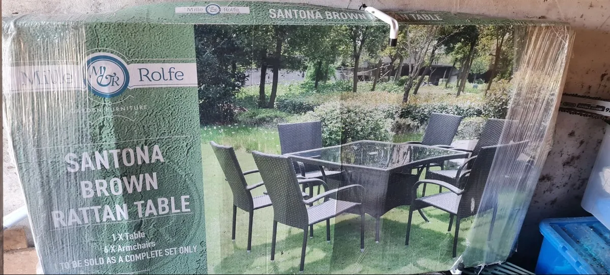 Garden furniture - Image 1