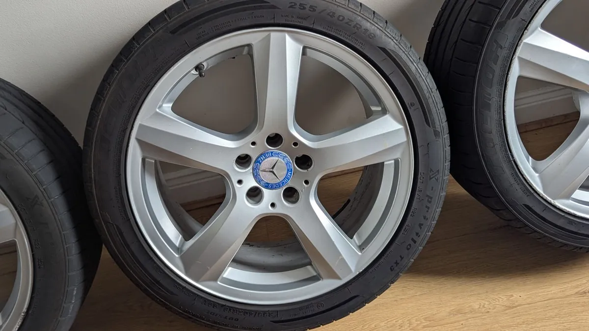 Mercedes Benz 18" Alloys - Image 2