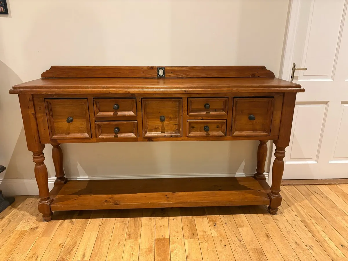 Console table - Image 1