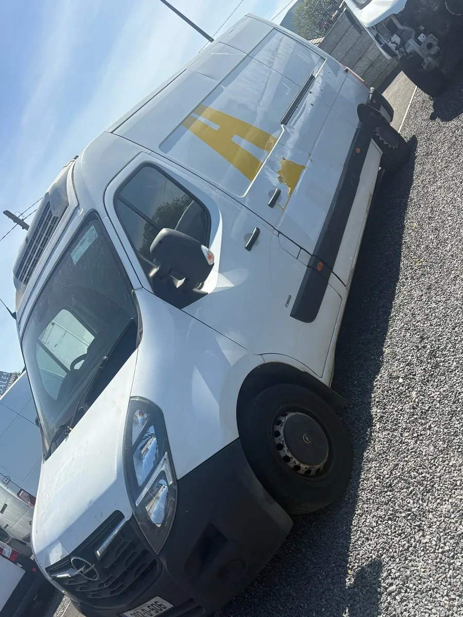 2020 Opel movano LWB high roof plug in overnight - Image 2