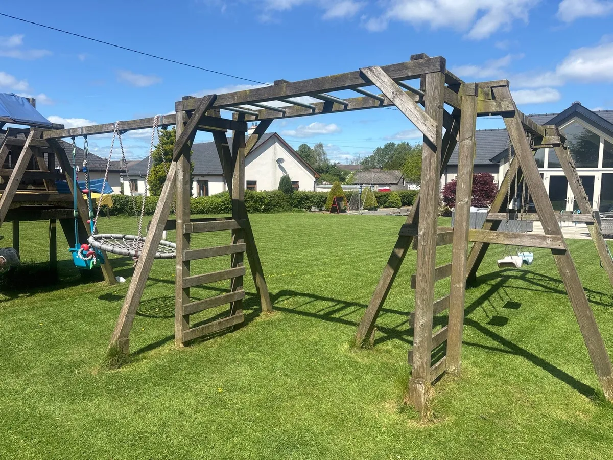 Play centre - Outdoor Gym - Image 4