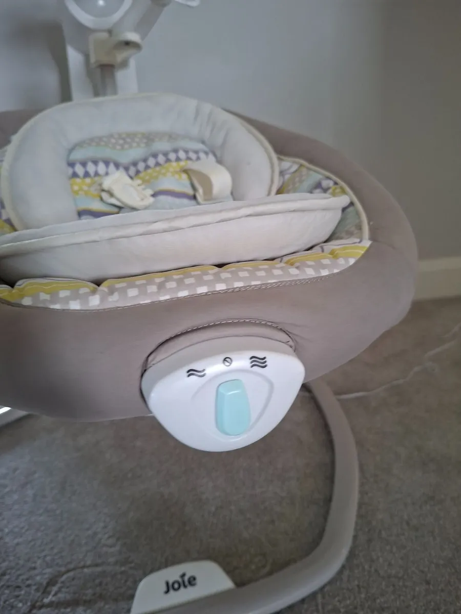 Joie Baby swing chair - Image 4
