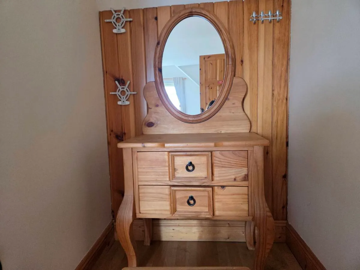 Dressing Table & Stool - Image 2