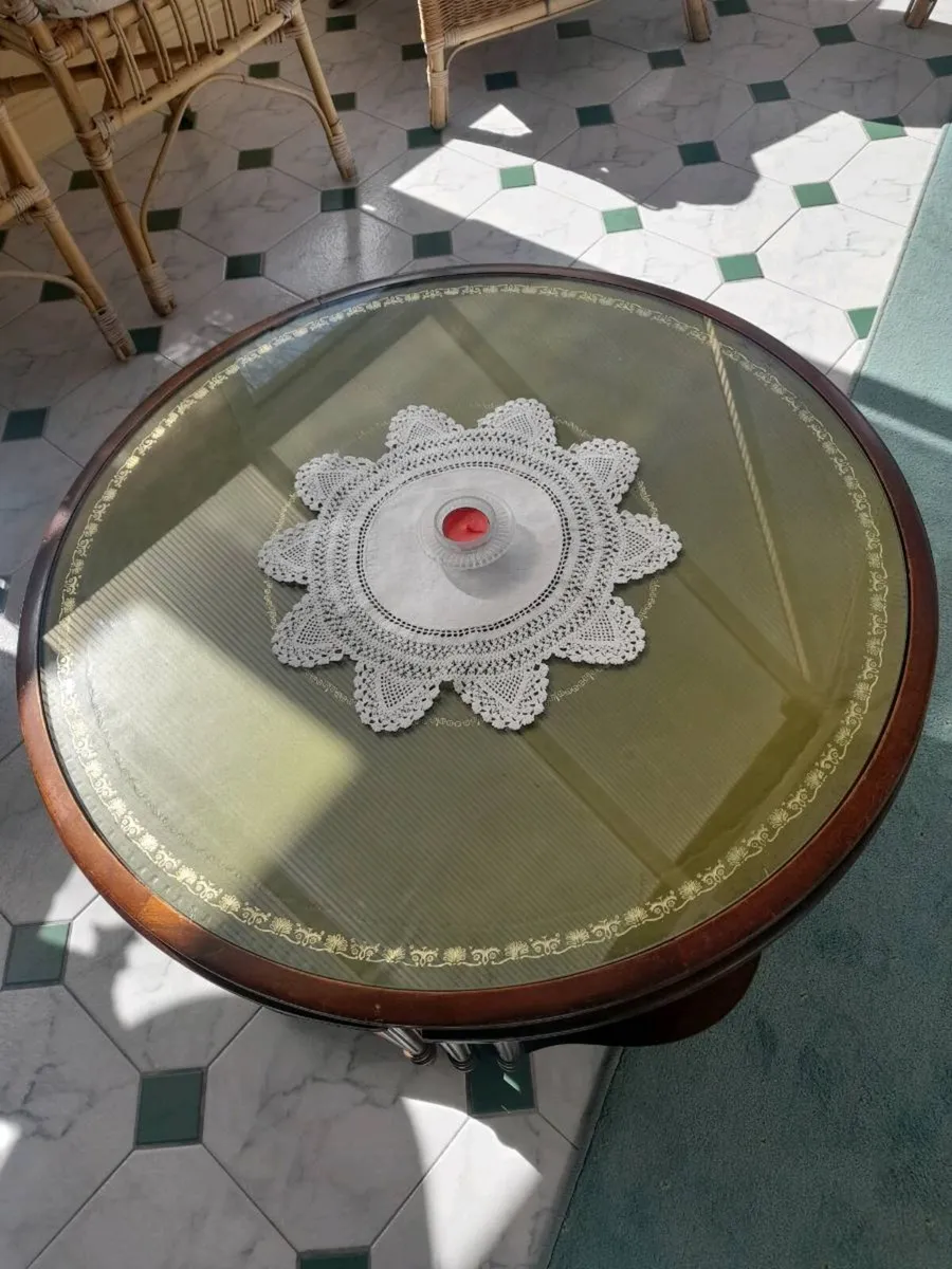 Coffee table   with glass top and nest of tables - Image 2
