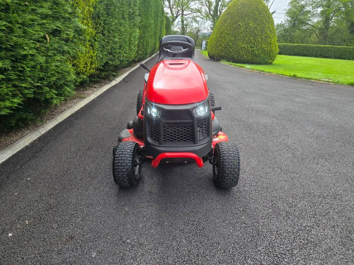 Snapper 46" ride on lawnmore - Image 4