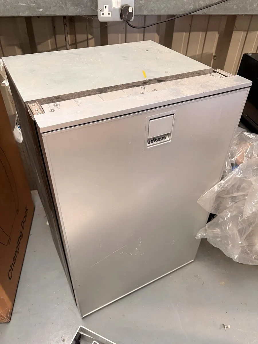 Freezer for boat - Image 1