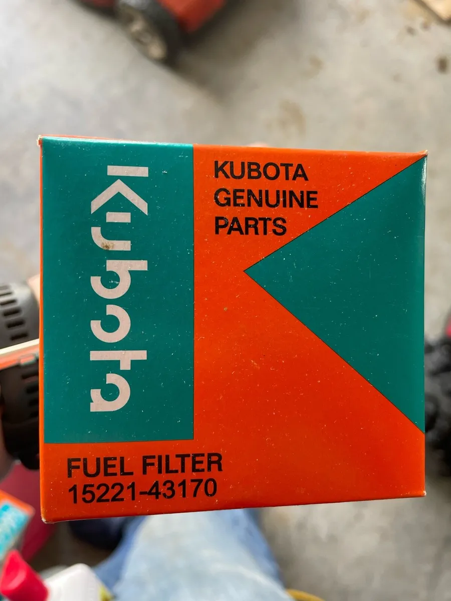 Kubota servicing parts - Image 1