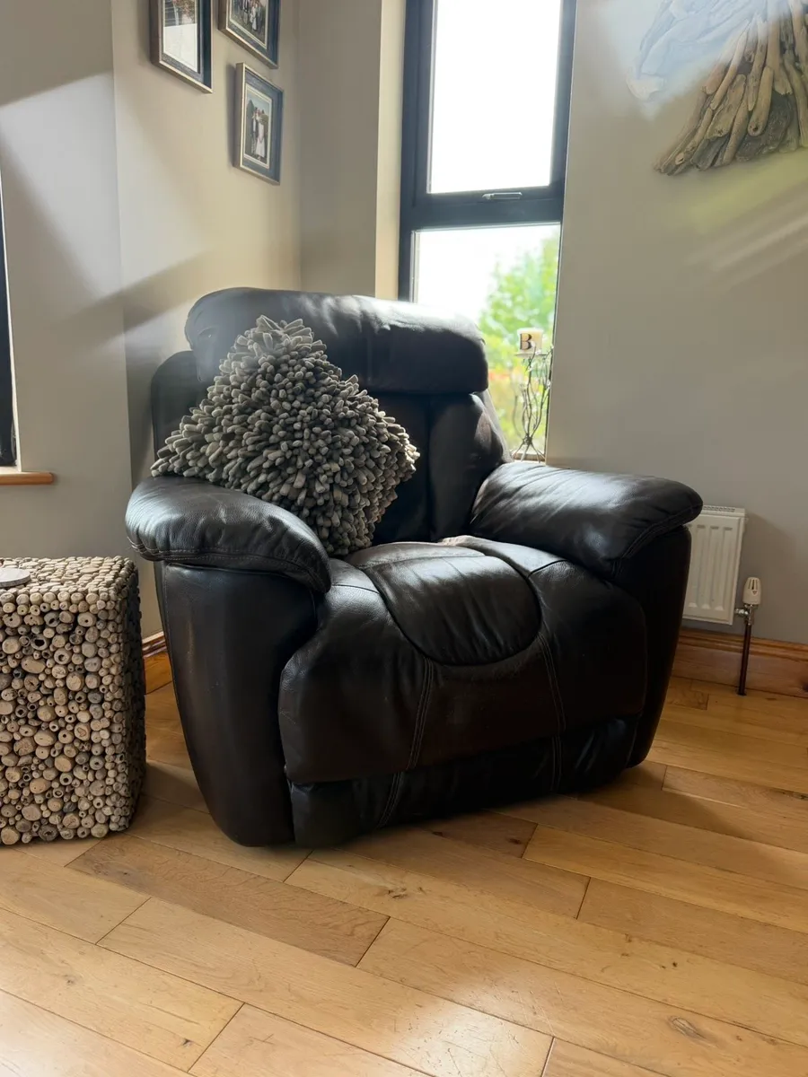 Dfs leather recliner sofas 3,2,1 & pouffe - Image 4
