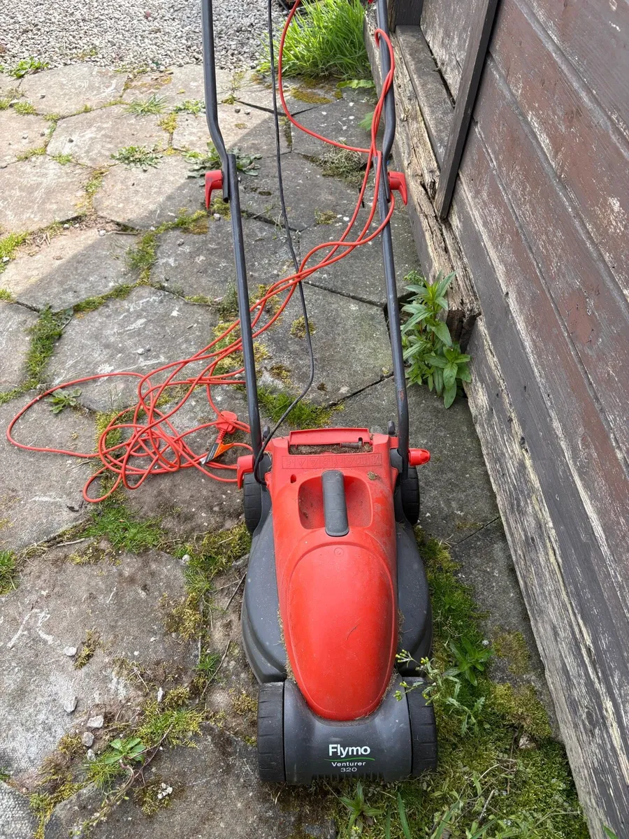 Flymo Electric Lawnmower