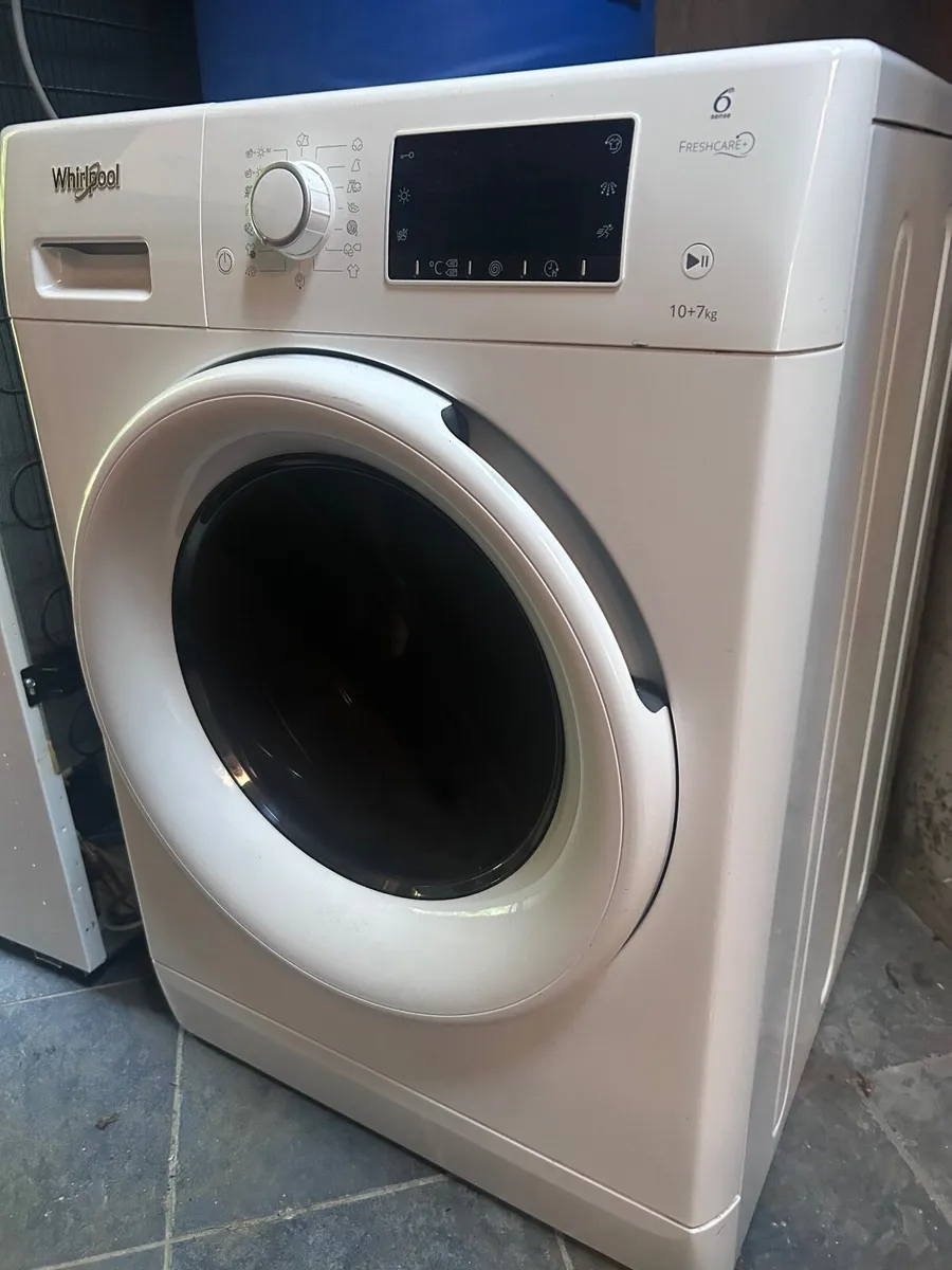 Whirlpool washing machine and dryer - Image 3