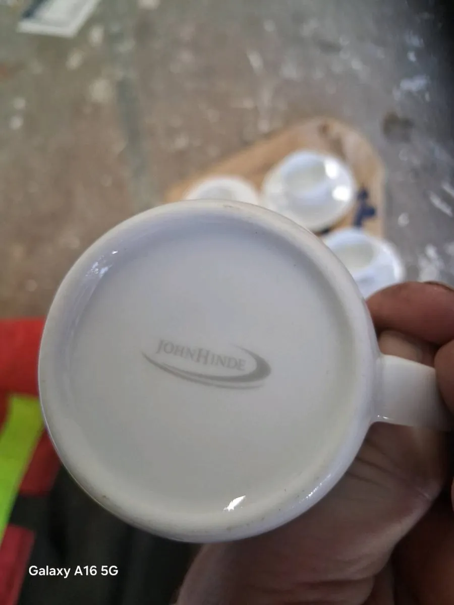 Coffee cups - Image 2