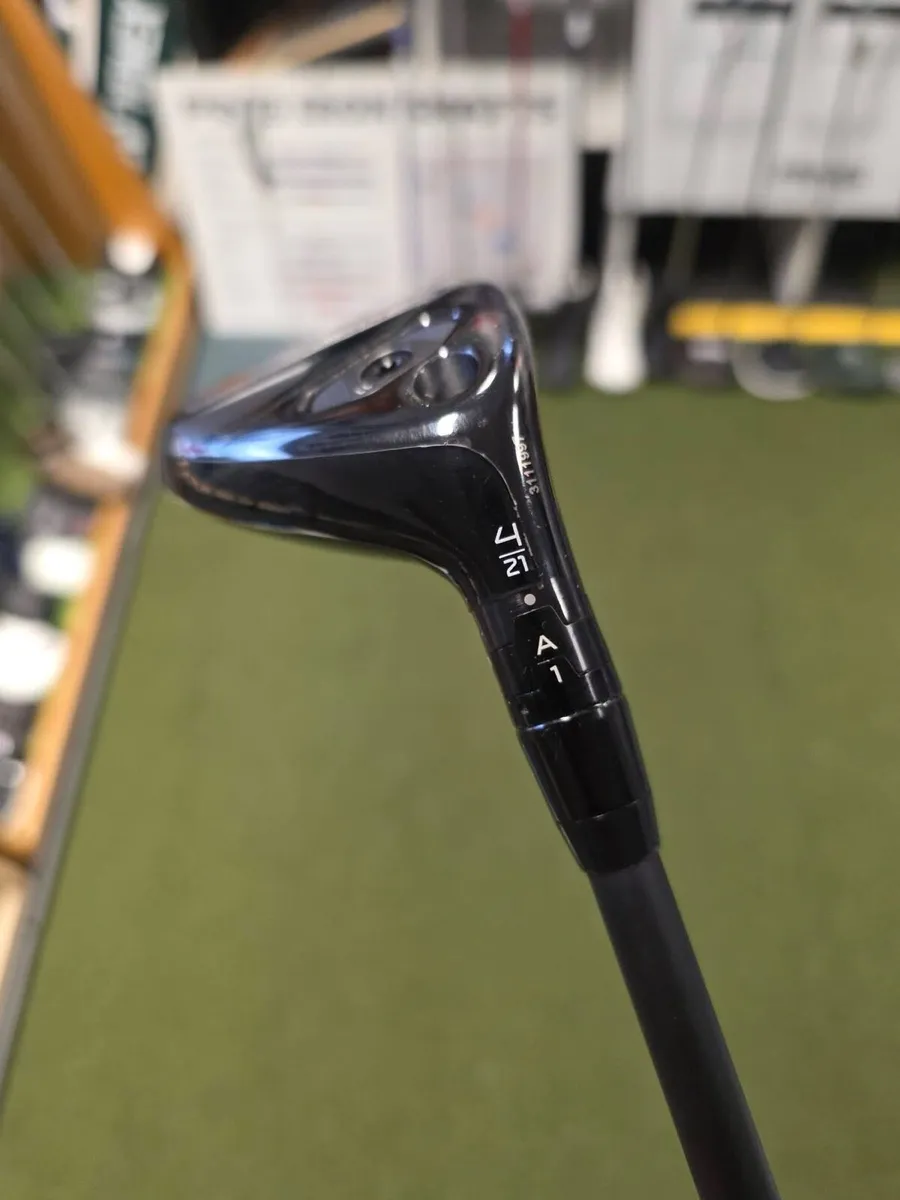 Titleist GT2 4 Hybrid - Image 3