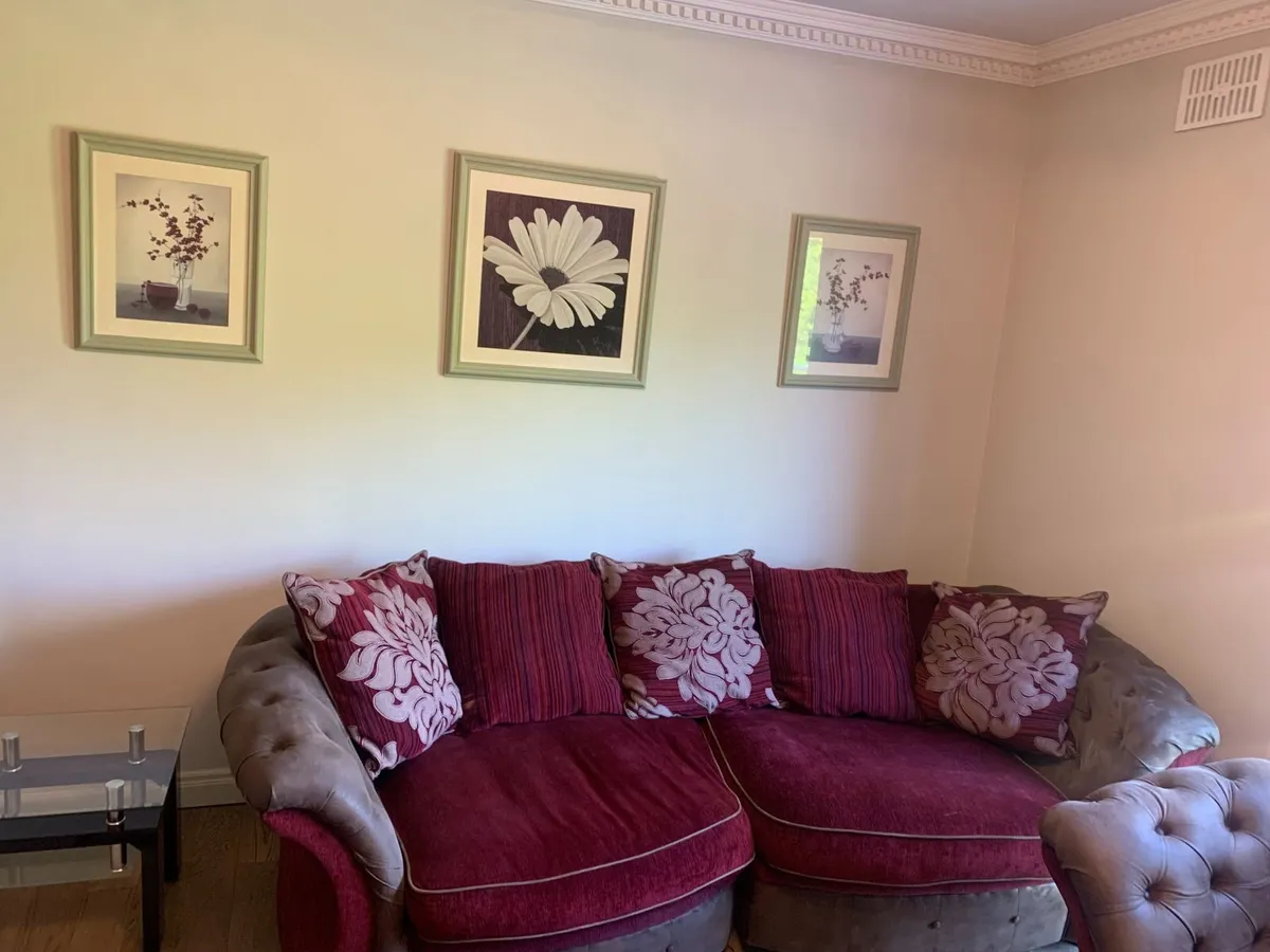 Suite of furniture - Image 4